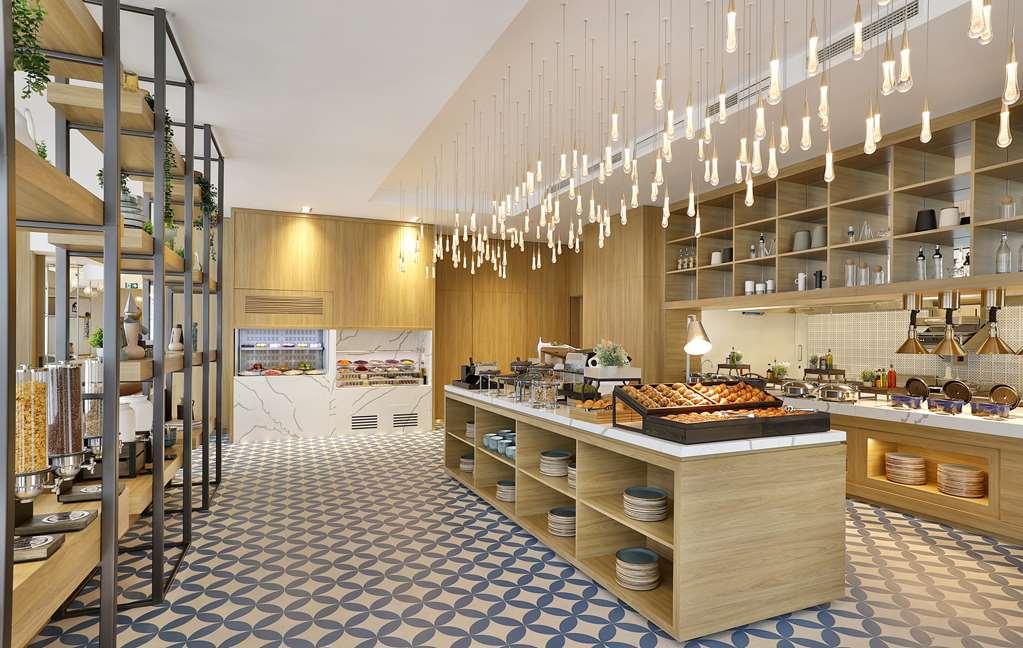Hilton Garden Inn Dubai Business Bay المطعم الصورة