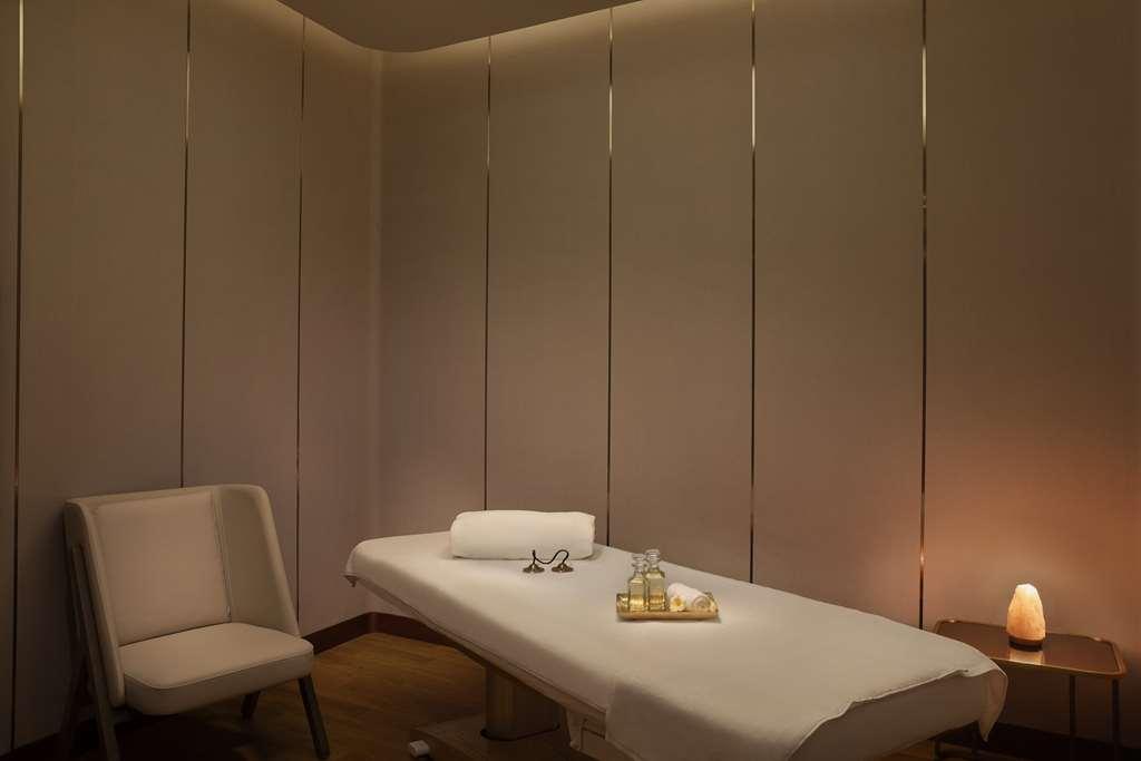 Hilton Garden Inn Dubai Business Bay المرافق الصورة